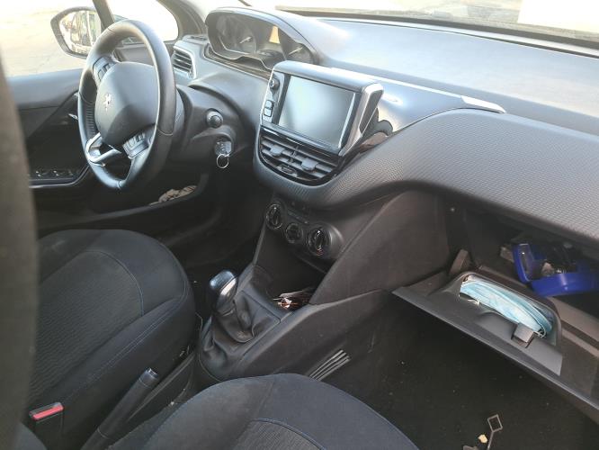 Image Moteur - PEUGEOT 208 1