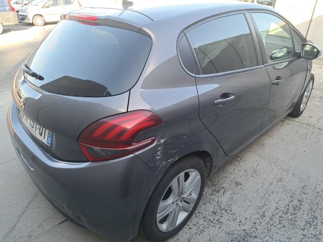Image Moteur - PEUGEOT 208 1