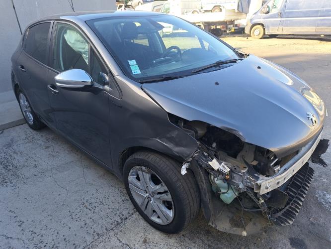 Image Moteur - PEUGEOT 208 1