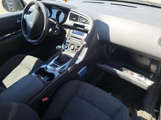 Image Porte avant gauche - PEUGEOT 3008 1