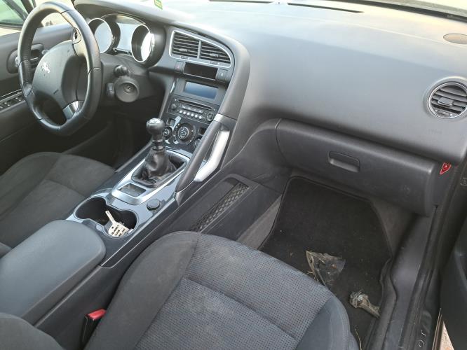 Image Aile avant droit - PEUGEOT 3008 1