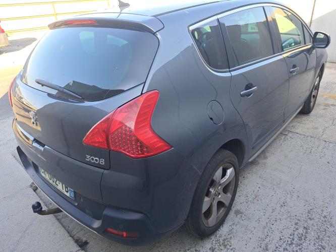 Image Aile avant droit - PEUGEOT 3008 1