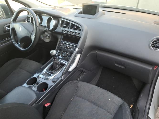 Image Porte avant droit - PEUGEOT 3008 1