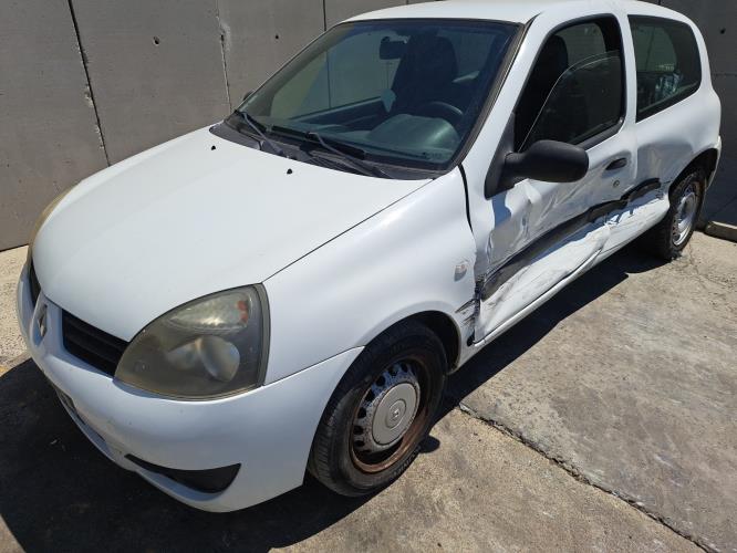 Image Pare choc arriere - RENAULT CLIO 2 CAMPUS