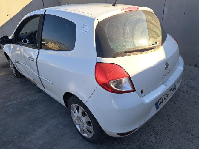Image Renfort pare choc arriere (traverse) - RENAULT CLIO 3
