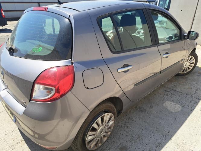 Image Aile avant droit - RENAULT CLIO 3