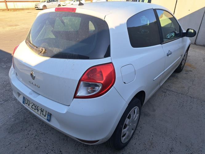 Image Renfort pare choc arriere (traverse) - RENAULT CLIO 3