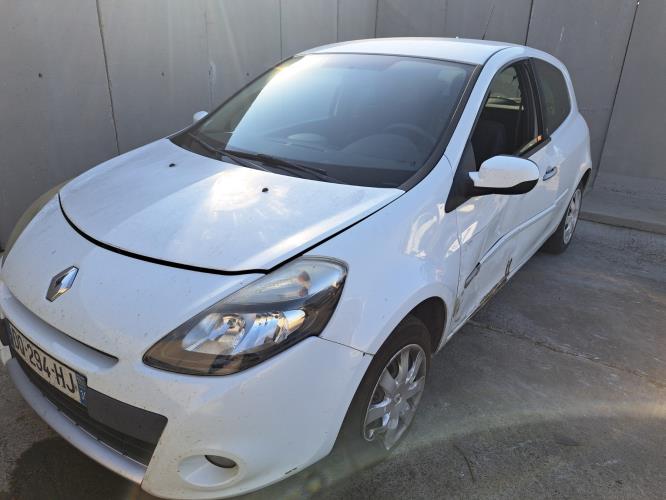 Image Renfort pare choc arriere (traverse) - RENAULT CLIO 3