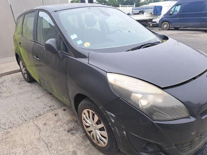 Image Malle/Hayon arriere - RENAULT GRAND SCENIC 3