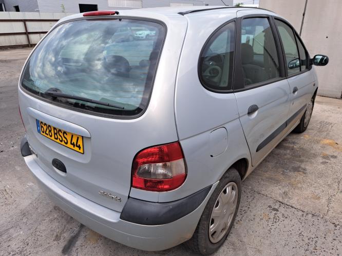 Image Porte avant gauche - RENAULT SCENIC 1