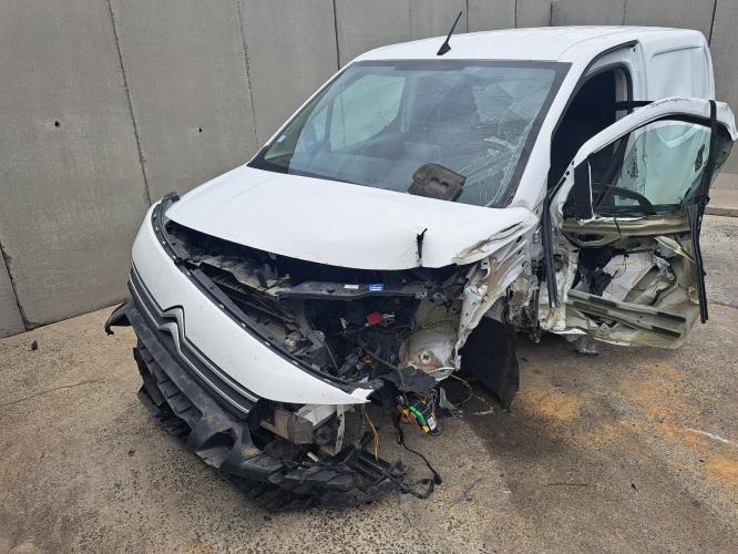 Image Pare boue arriere droit - CITROEN BERLINGO 3 M