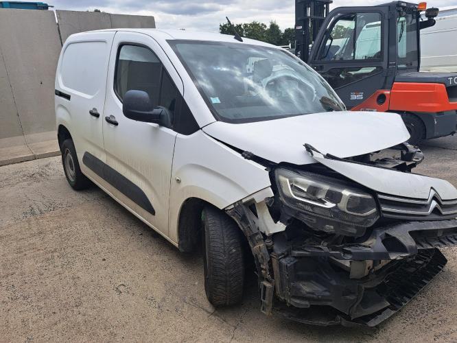 Image Pare boue arriere droit - CITROEN BERLINGO 3 M