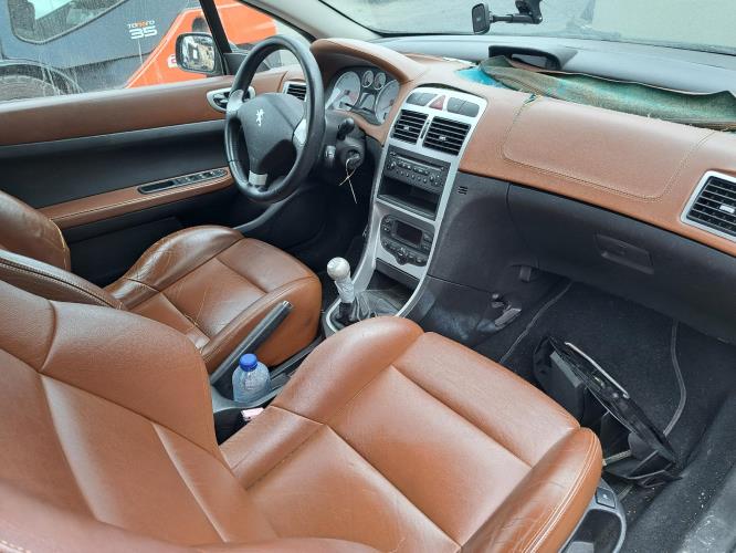 Image Renfort pare choc avant (traverse) - PEUGEOT 307