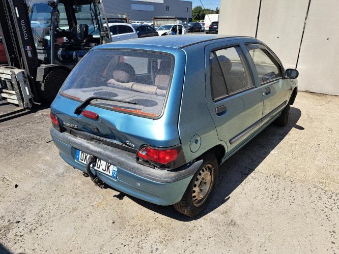 Image Pare choc avant - RENAULT CLIO 1