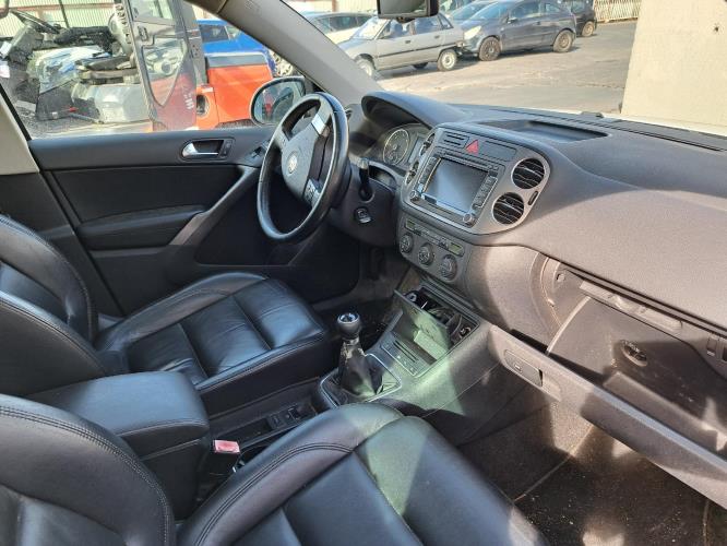 Image Porte avant droit - VOLKSWAGEN TIGUAN 1