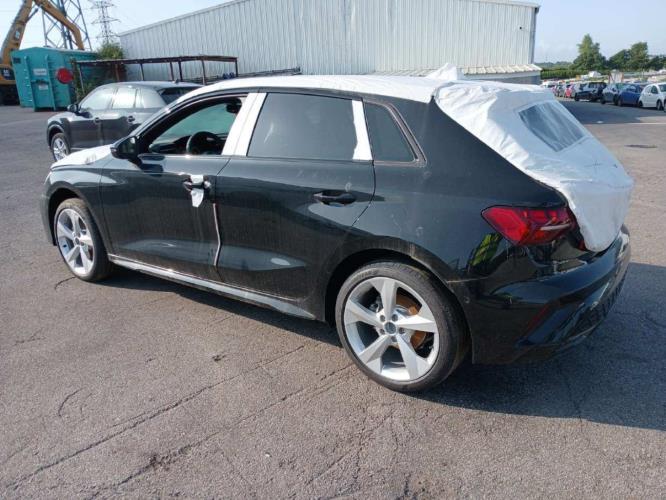 Image Interieur complet - AUDI A3 4