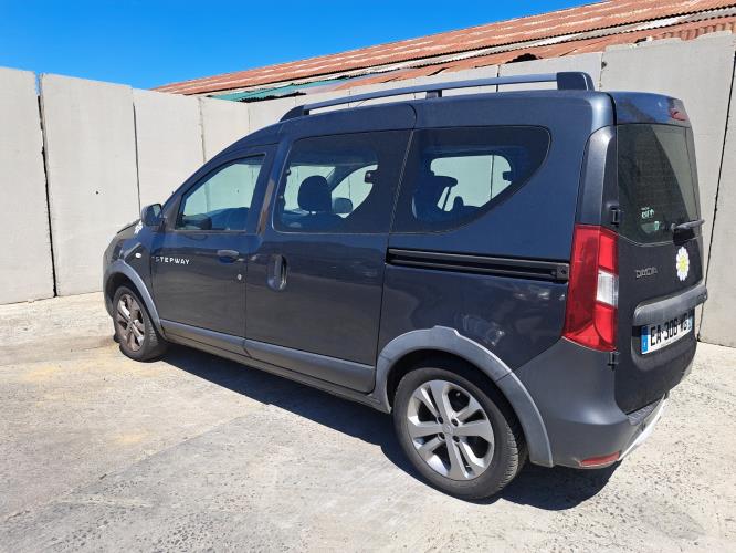 Image Capot - DACIA DOKKER
