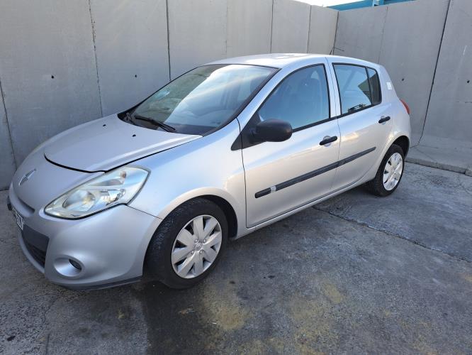 Image Feu arriere principal droit (feux) - RENAULT CLIO 3