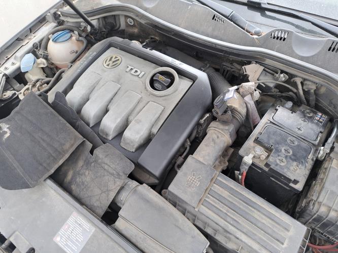 Image Porte avant droit - VOLKSWAGEN PASSAT 5