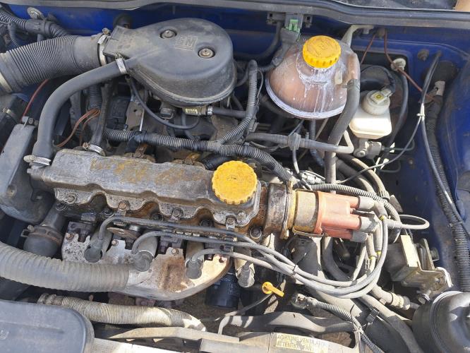 Image Pare choc avant - OPEL CORSA B