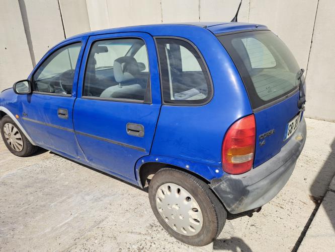 Image Pare choc avant - OPEL CORSA B