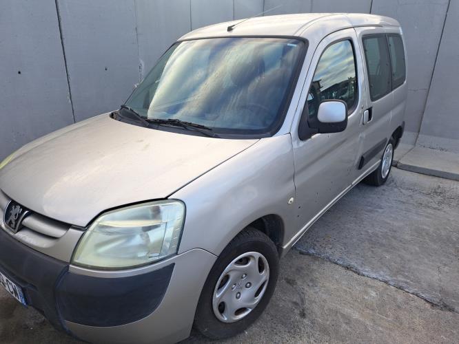 Image Aile avant droit - PEUGEOT PARTNER 1