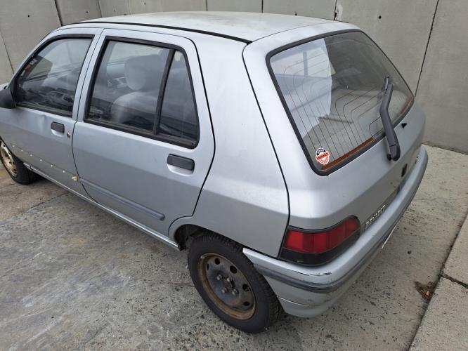 Image Capot - RENAULT CLIO 1