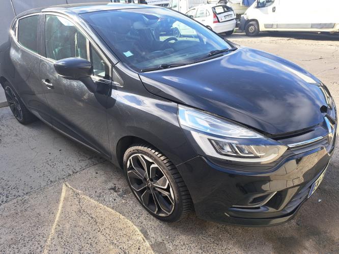 Image Interieur complet - RENAULT CLIO 4
