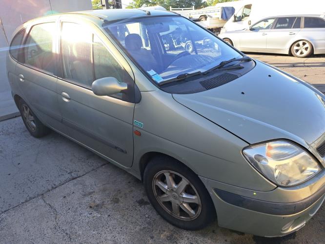 Image Pare choc arriere - RENAULT SCENIC 1