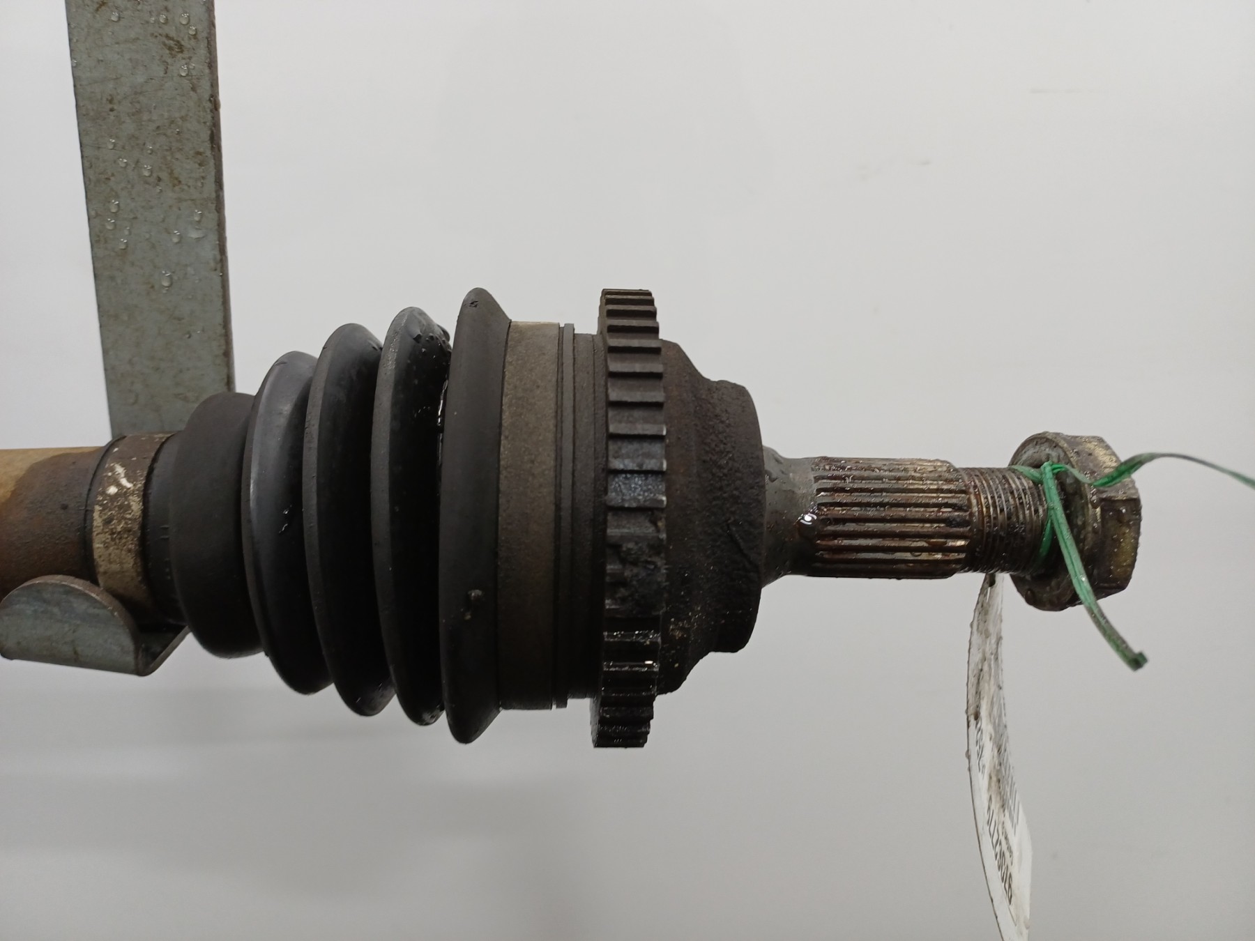 Cardan droit (transmission) PEUGEOT 206 PHASE 1 Essence 2002 | AutoPieces.fr