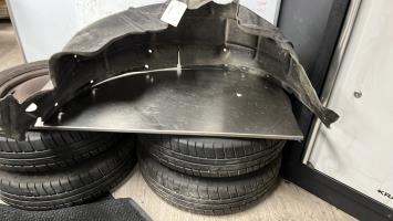 Pare boue arrière droit, BMW X1 F48 · Phase 2