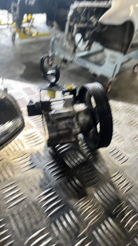 Pompe de direction, Lancia Zeta · Phase 2