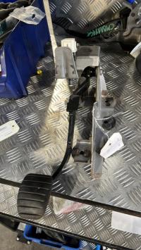 Pédale de frein, Renault Clio 4 · Phase 1