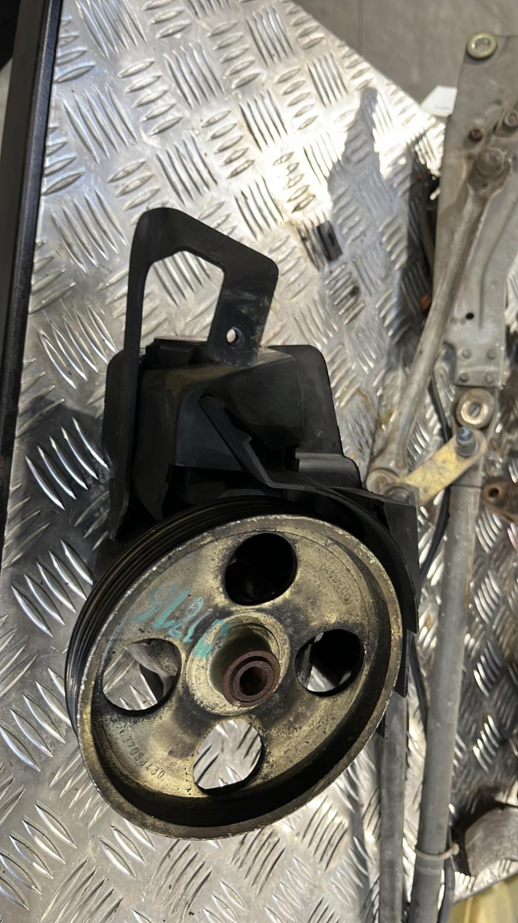 Pompe de direction, Citroën Xsara · Phase 2