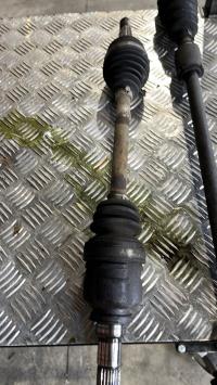Cardan gauche (transmission), Peugeot 107 · Phase 1