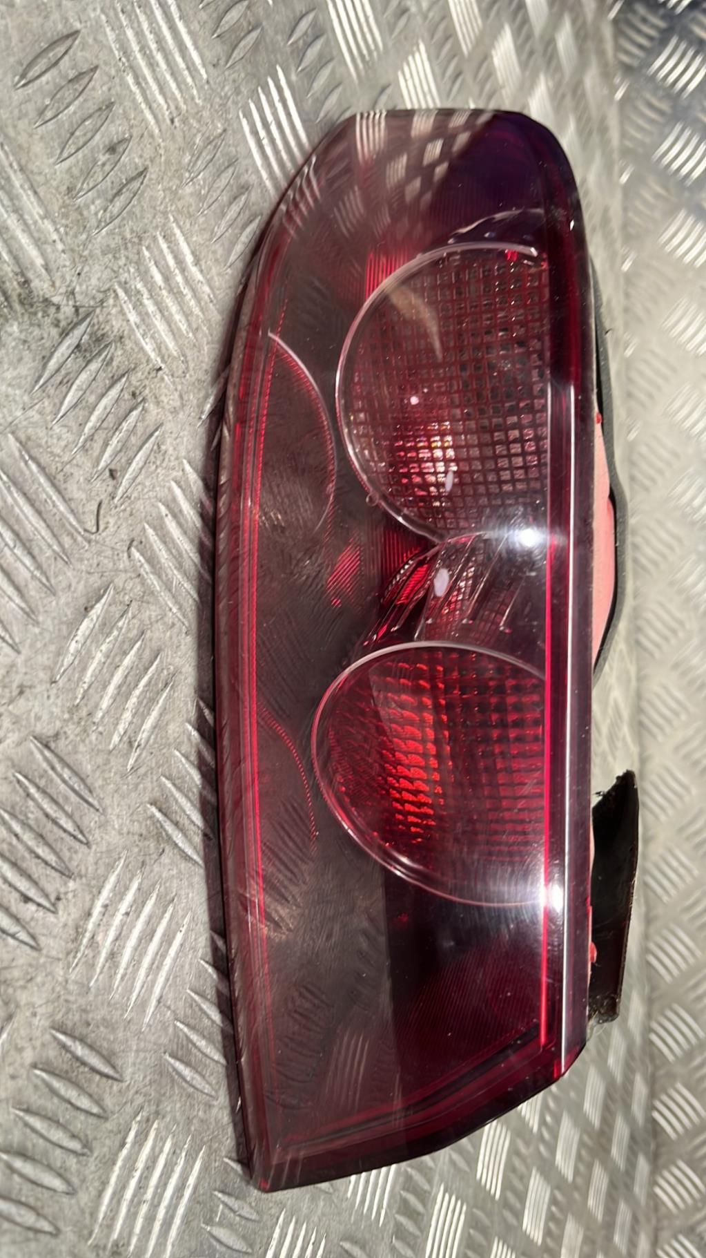 Feu arrière principal gauche (feux), Alfa Romeo 159