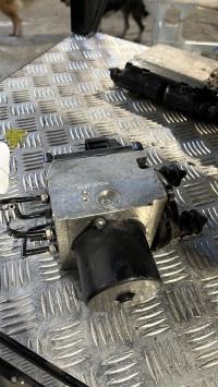 Bloc ABS (freins anti-blocage), Volkswagen Passat 5 Break