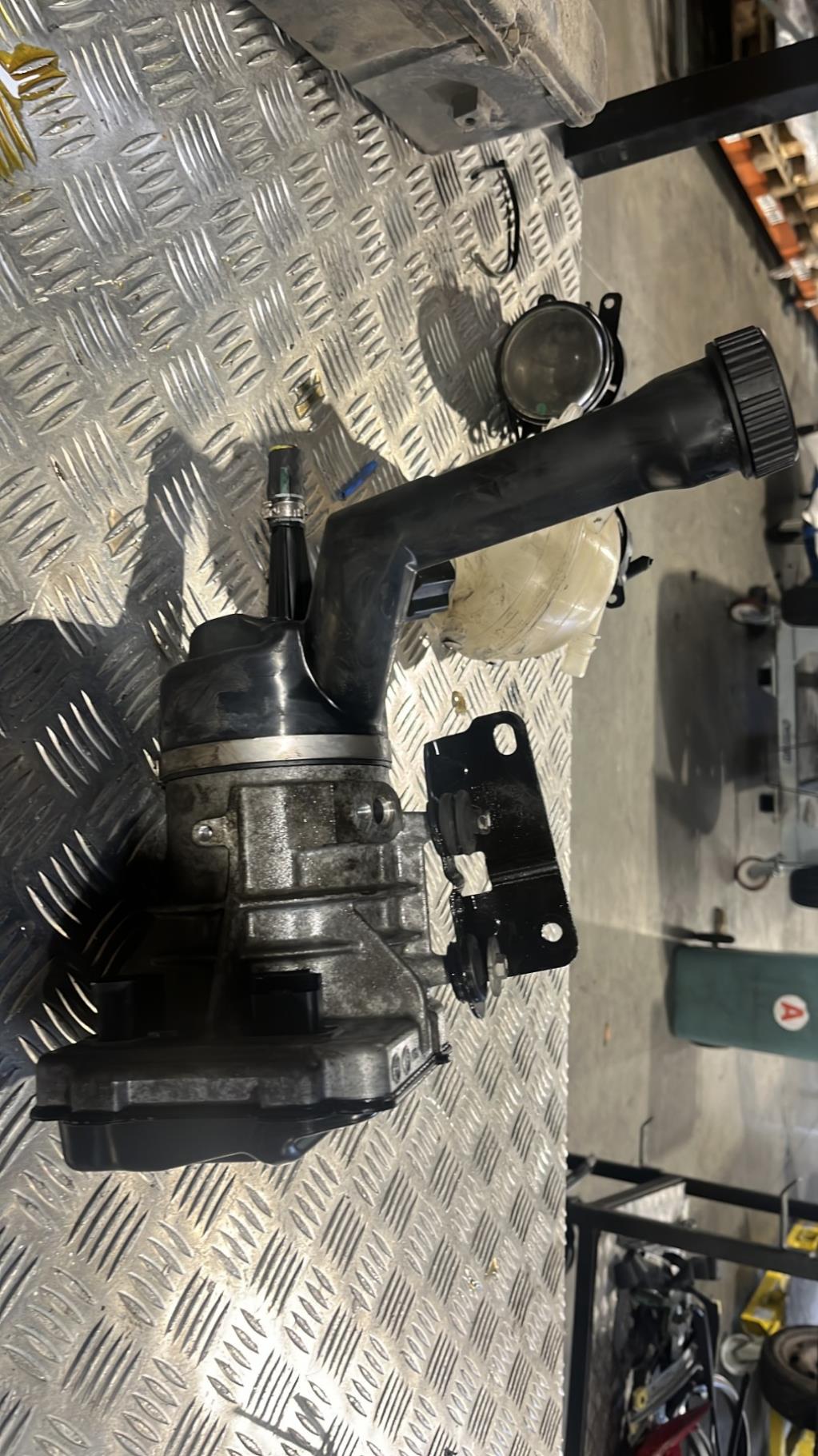 Pompe de direction, Citroën C4 Picasso 1