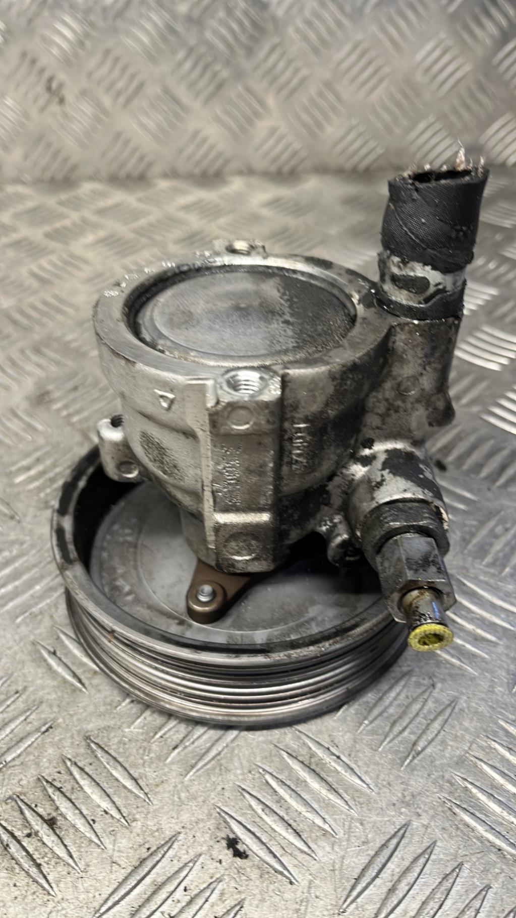 Pompe de direction, Renault Laguna 3 · Phase 1