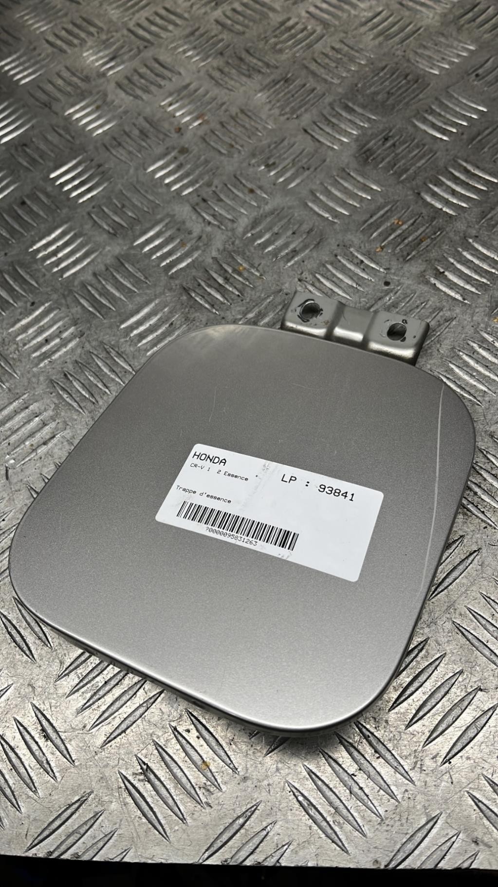 Trappe d'essence, Honda Cr-V 1