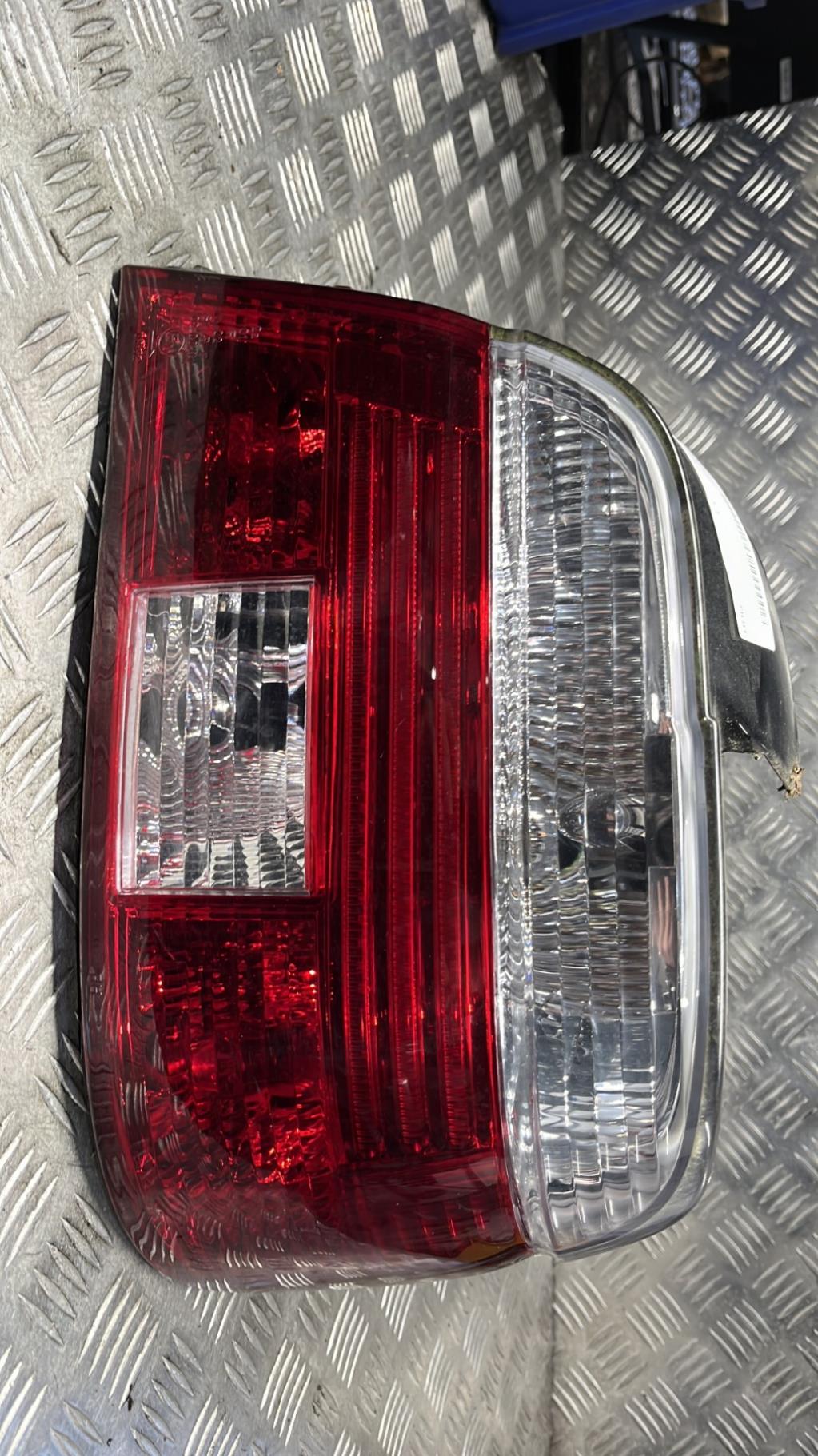 Feu arrière principal droit (feux), BMW Serie 5 E39 · Phase 1