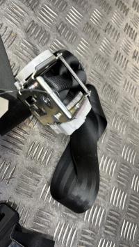 Ceinture arrière droit, Citroën C3 2 · Phase 1