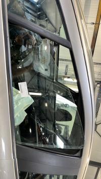 Vitre avant gauche, Peugeot 308 1 · Phase 2