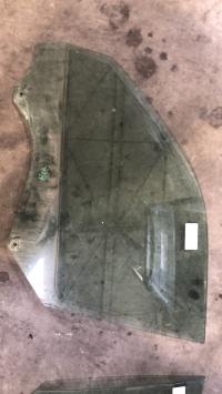 Vitre avant gauche, Citroën C4 Picasso 2 · Phase 2