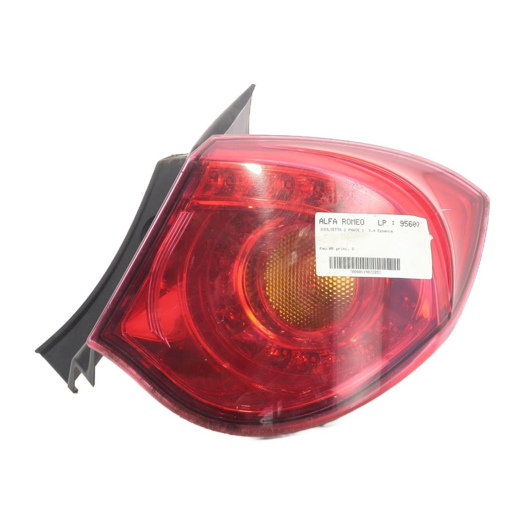 Feu arrière principal droit (feux), Alfa Romeo Giulietta 2 · Phase 1