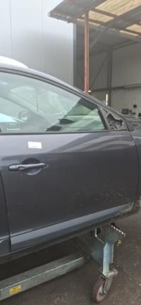 Porte avant droit, Renault Megane 3 · Phase 1 Break