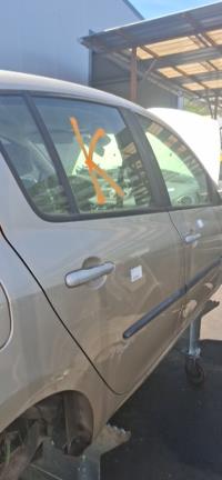 Foto pieza de coche