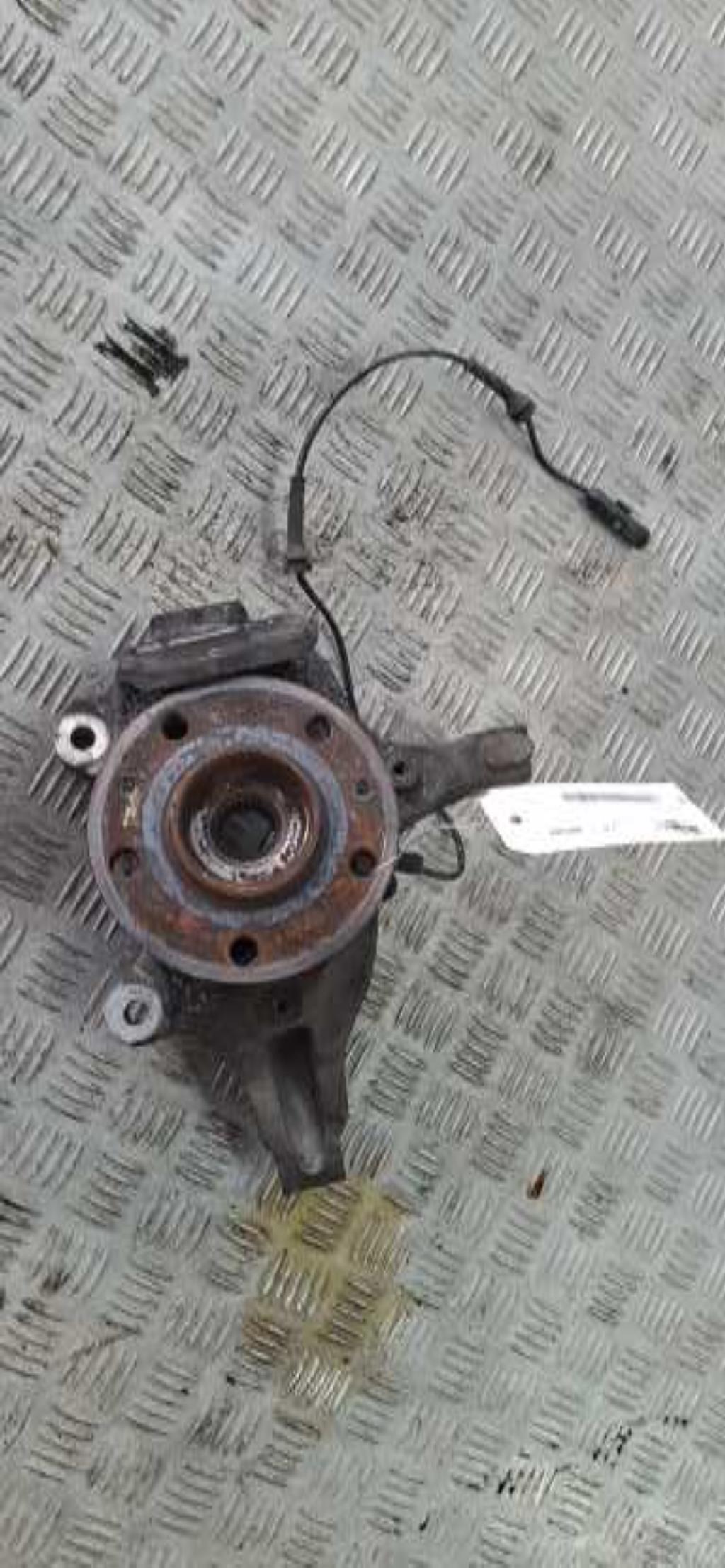 Moyeu avant droit, Renault Laguna 3 · Phase 1