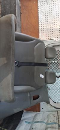 Siège avant droit (banquette double), Renault Trafic 2 · Phase 2