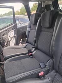 Siège arrière central, Renault Scenic 3 · Phase 1